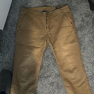 Bonobos khaki chinos. 36x32. Gently worn. Straight fit
